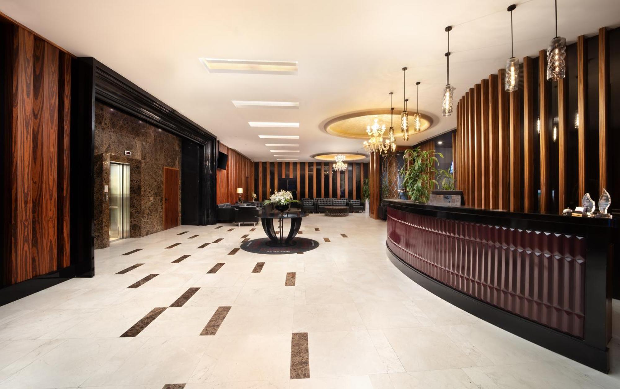 Hotel Ramada Plaza By Wyndham Istanbul Atakoy Exterior foto