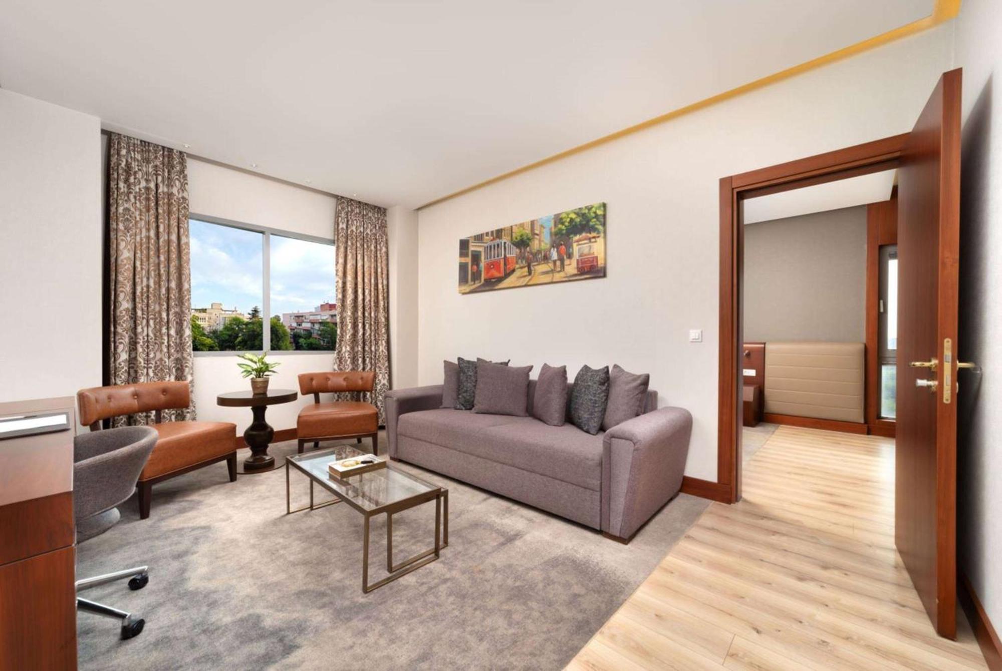 Hotel Ramada Plaza By Wyndham Istanbul Atakoy Exterior foto